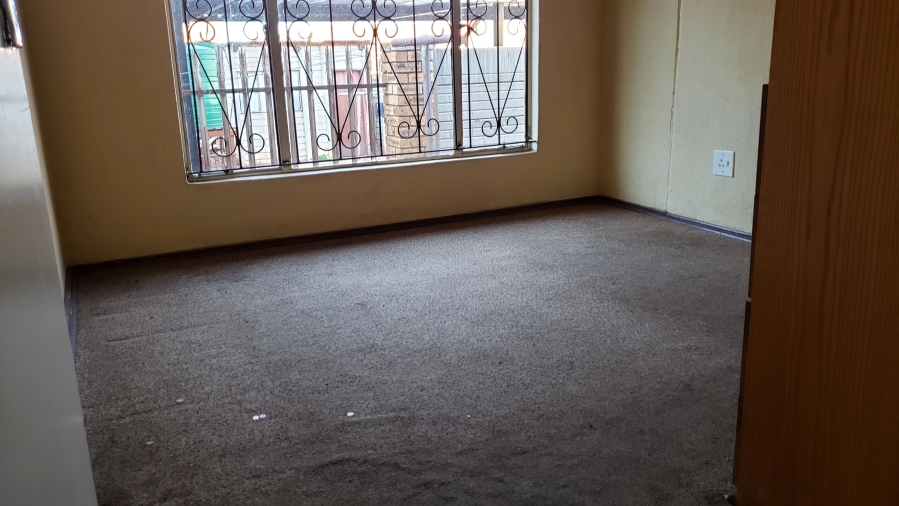 3 Bedroom Property for Sale in Geelhoutpark North West
